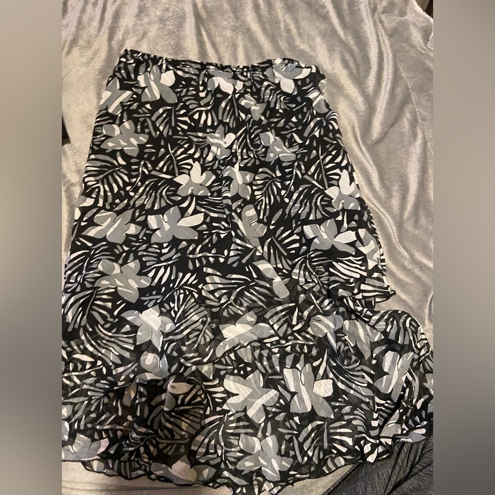 Very cute  summer skirt
